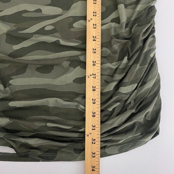 Torrid Maternity Ruched Side Tunic Tee Size 2X Camo V Neck Long Sleeve - Picture 9 of 10